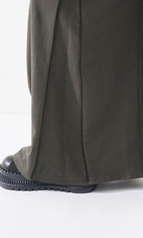 モデル：165cm（着用サイズ：FREE　着用カラー：C-GRY）