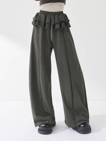 モデル：165cm（着用サイズ：FREE　着用カラー：C-GRY）