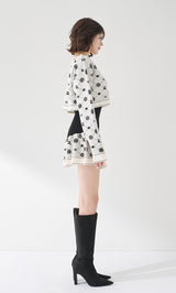 モデル：165cm（着用サイズ：FREE　着用カラー：WHT）