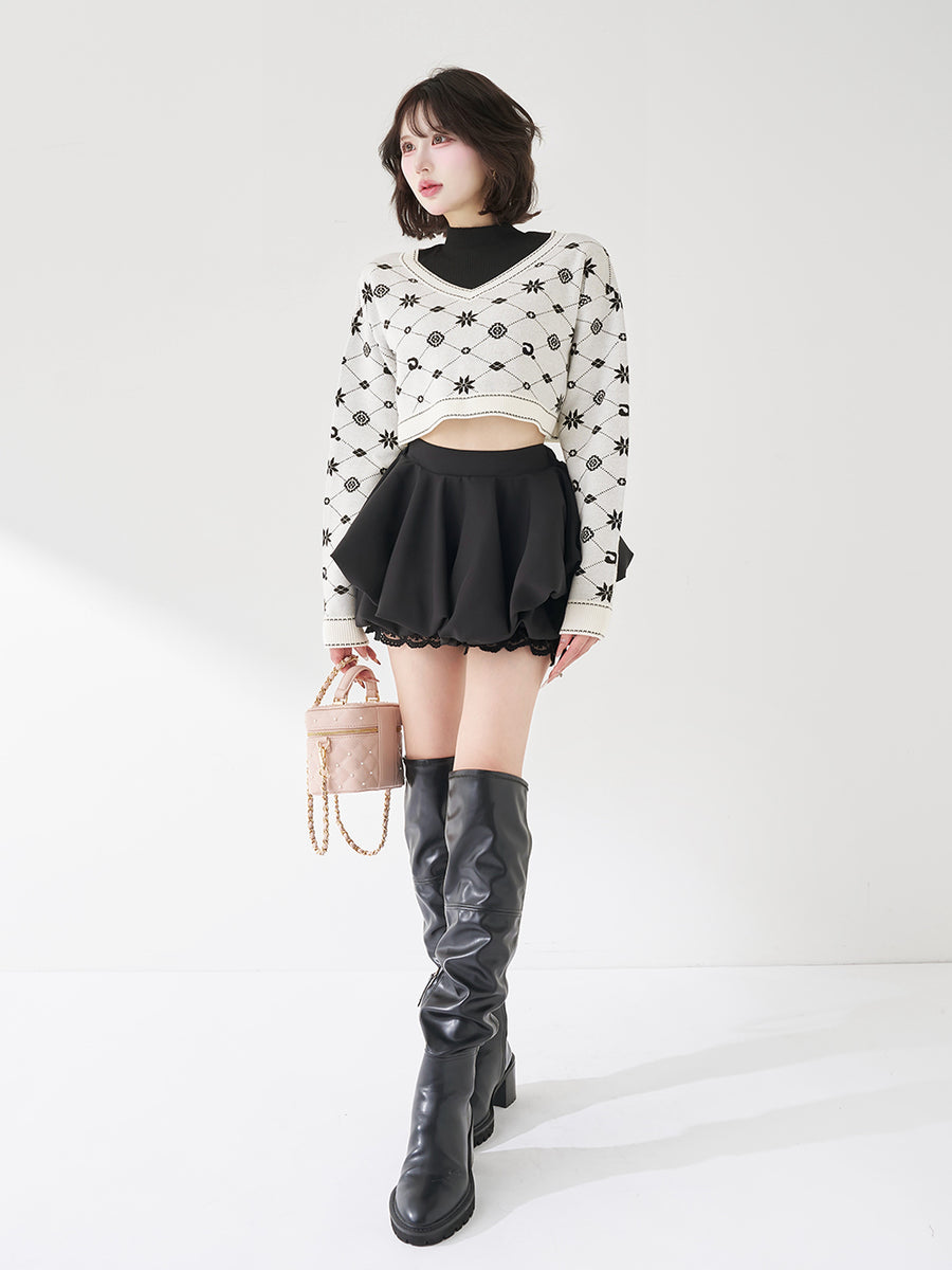 モデル：165cm（着用サイズ：FREE　着用カラー：WHT）