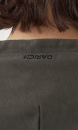 モデル：165cm（着用サイズ：FREE　着用カラー：C-GRY）