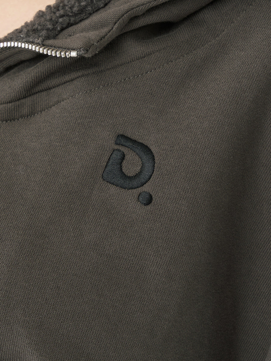 モデル：165cm（着用サイズ：FREE　着用カラー：C-GRY）