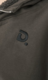 モデル：165cm（着用サイズ：FREE　着用カラー：C-GRY）