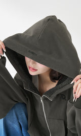 モデル：165cm（着用サイズ：FREE　着用カラー：C-GRY）