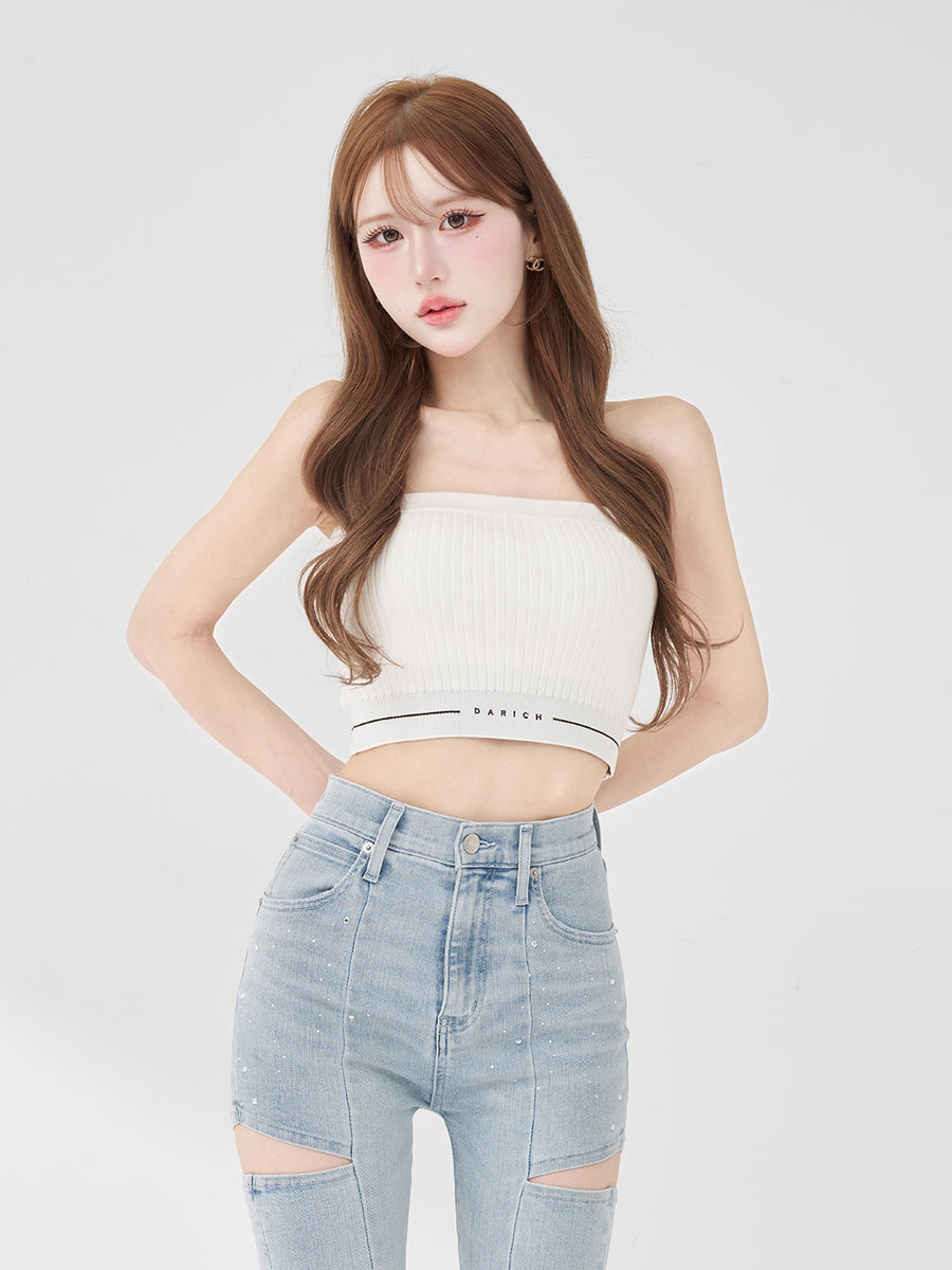モデル：165cm（着用サイズ：FREE　着用カラー：WHT）
