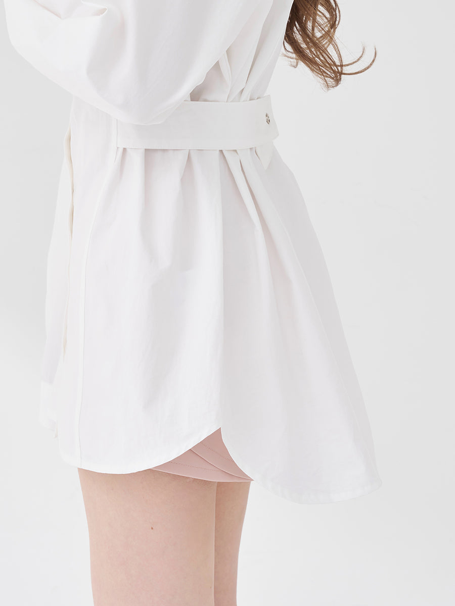 モデル：165cm（着用サイズ：S　着用カラー：WHT）
