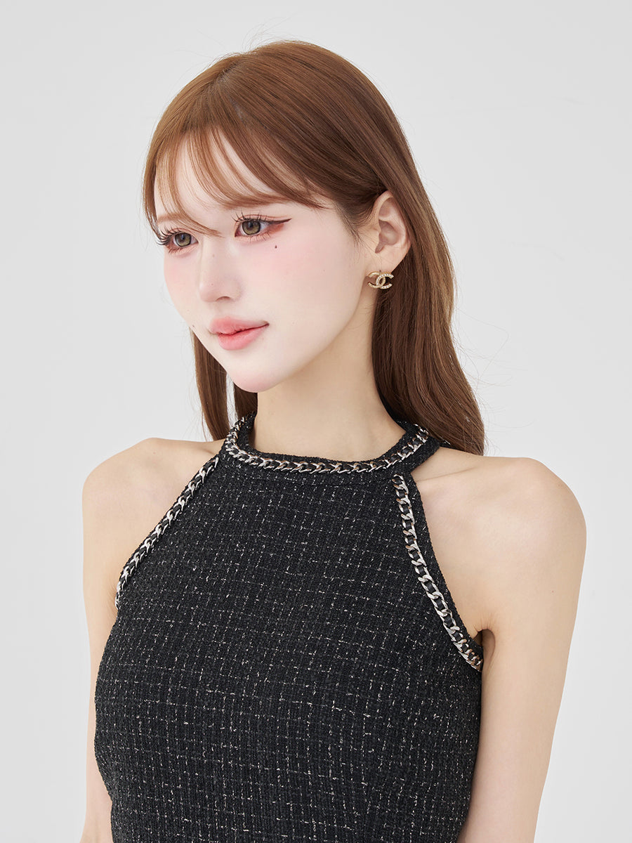 モデル：165cm（着用サイズ：FREE　着用カラー：BLK）