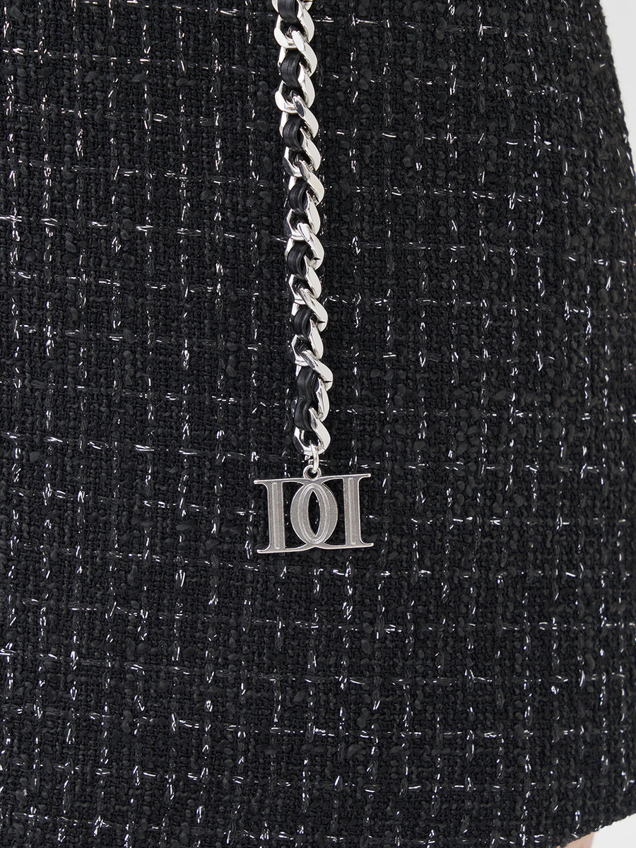 モデル：165cm（着用サイズ：FREE　着用カラー：BLK）