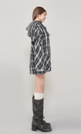 モデル：165cm（着用サイズ：FREE　着用カラー：NVY）