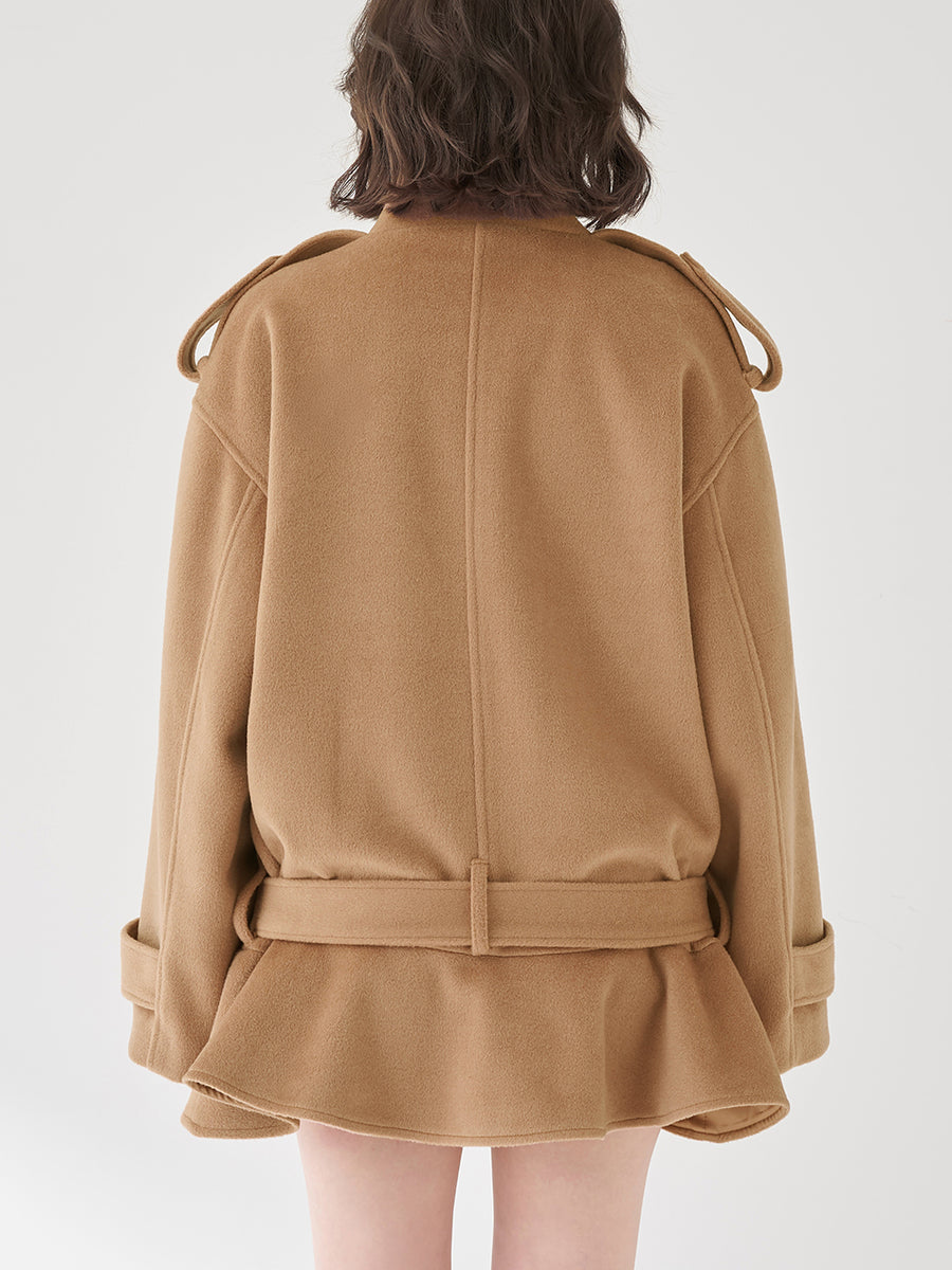 モデル：165cm（着用サイズ：FREE　着用カラー：CAM）