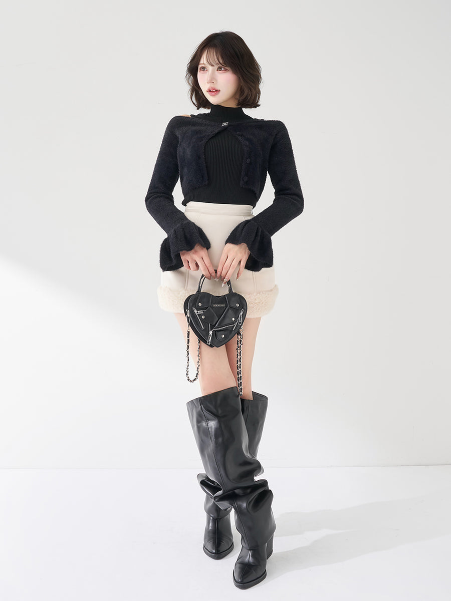 モデル：165cm（着用サイズ：FREE　着用カラー：BLK）