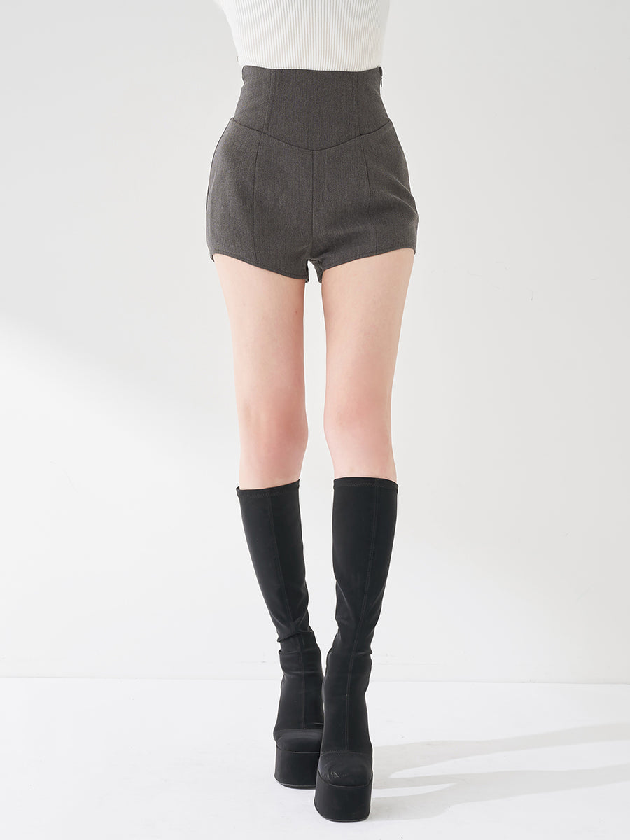 モデル：165cm（着用サイズ：FREE　着用カラー：GRY）