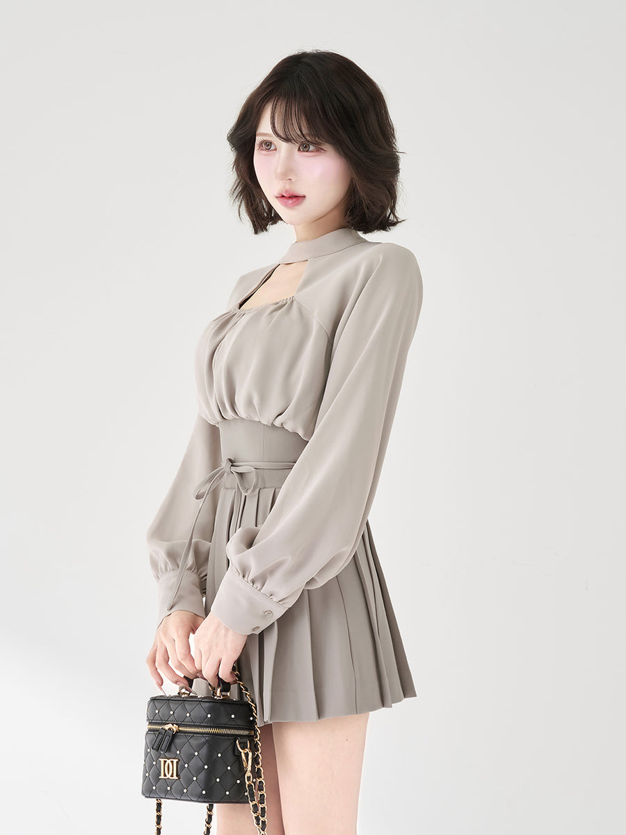 モデル：165cm（着用サイズ：FREE　着用カラー：GRY）