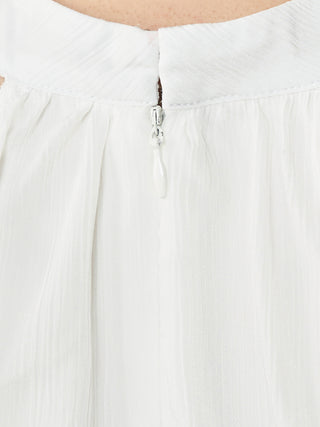 モデル：165cm（着用サイズ：FREE　着用カラー：WHT）