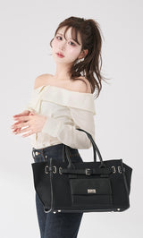 サイズ：FREE　カラー：BLK