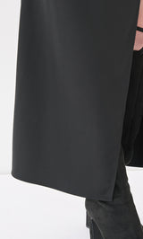 モデル：165cm（着用サイズ：FREE　着用カラー：BLK）