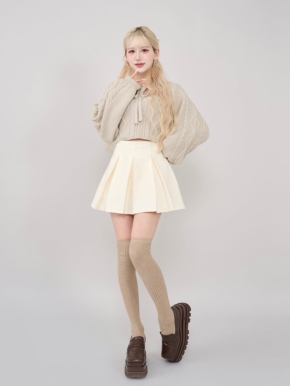 モデル：165cm（着用サイズ：FREE　着用カラー：IVO）