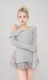 モデル：165cm（着用サイズ：FREE　着用カラー：GRY）