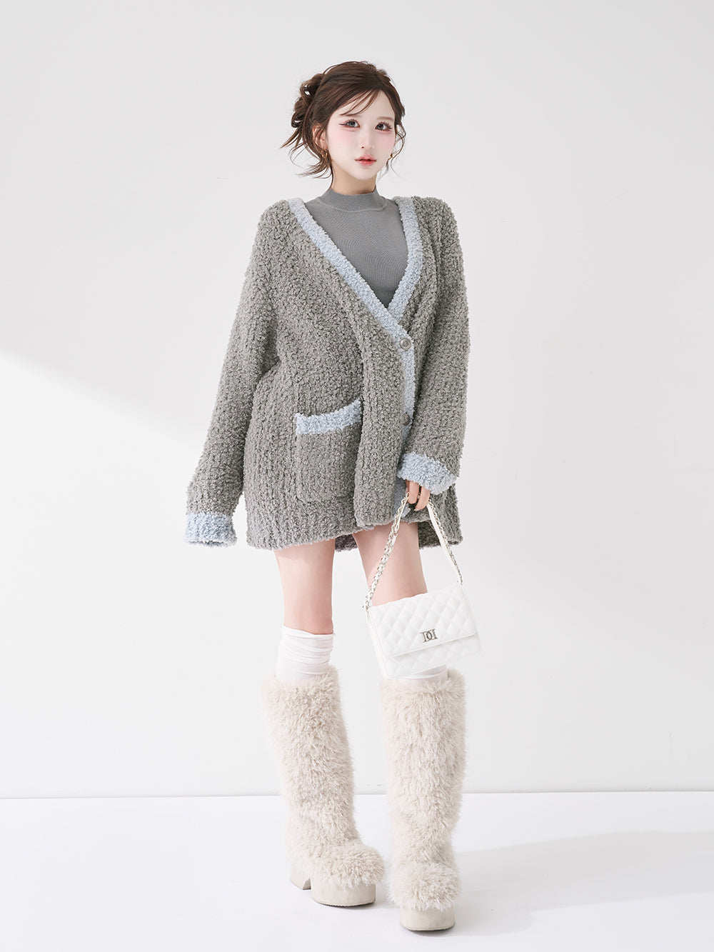 モデル：165cm（着用サイズ：FREE　着用カラー：GRY）