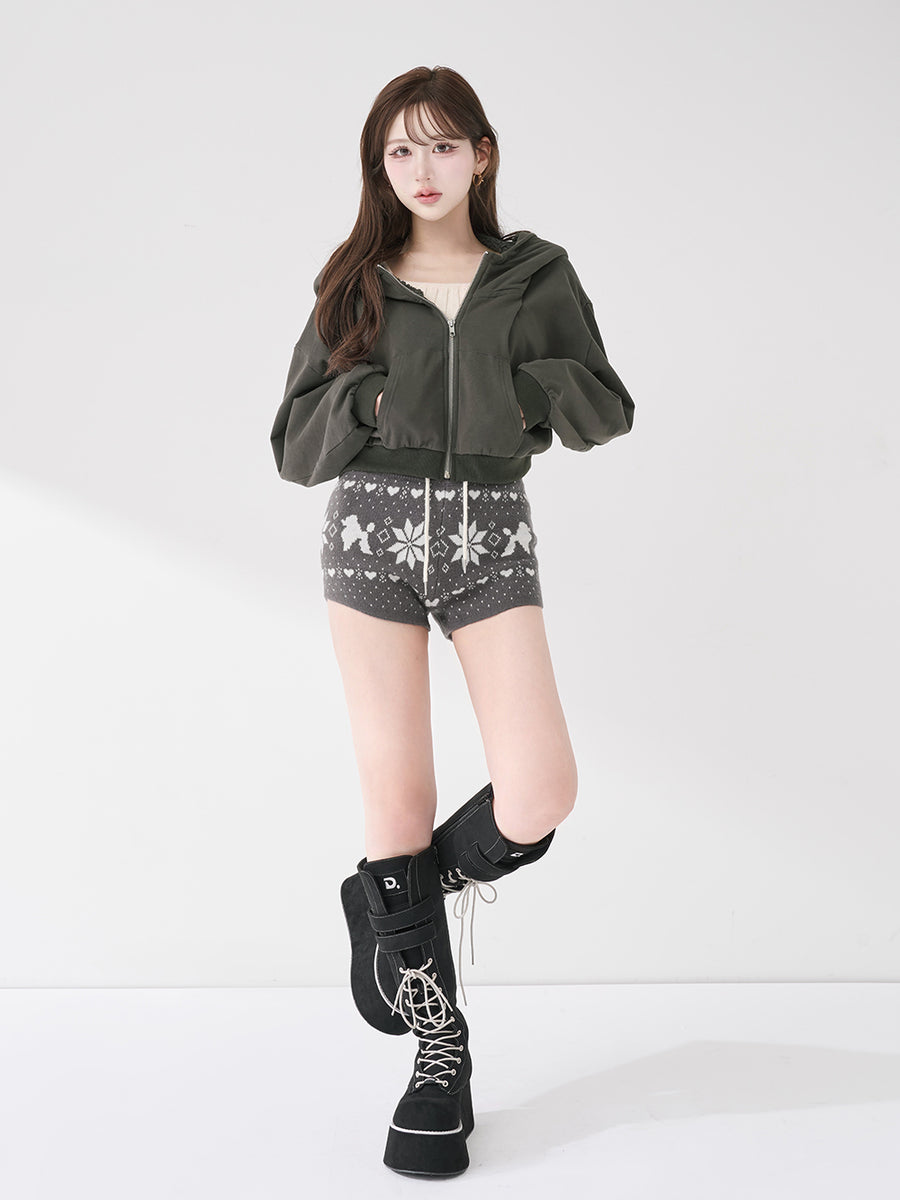 モデル：165cm（着用サイズ：FREE　着用カラー：GRY）