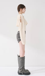 モデル：165cm（着用サイズ：FREE　着用カラー：GRY）