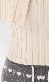 モデル：165cm（着用サイズ：FREE　着用カラー：IVO）