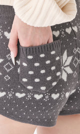 モデル：165cm（着用サイズ：FREE　着用カラー：GRY）