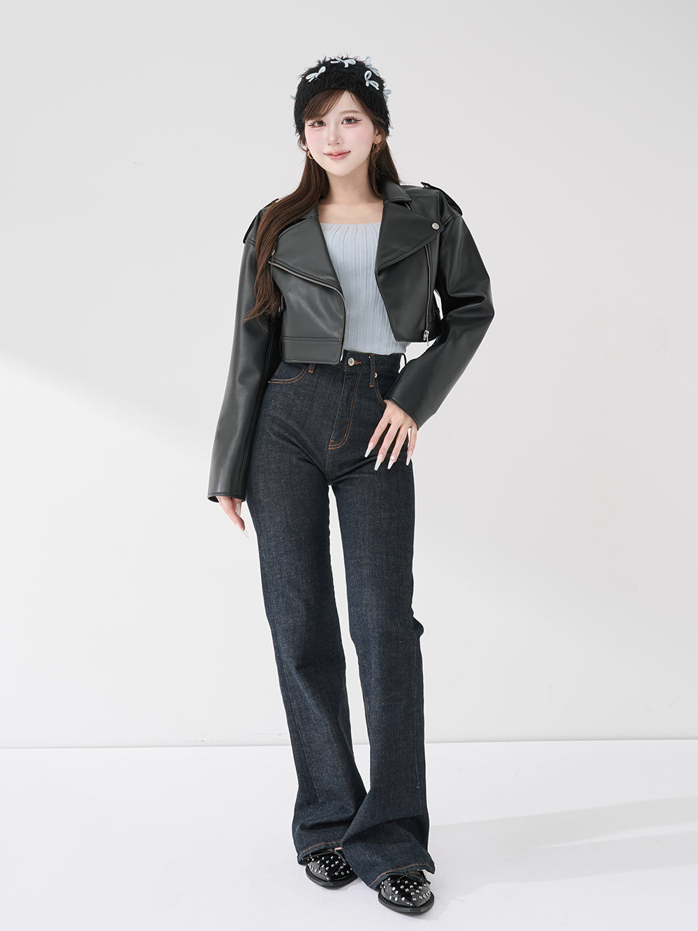 モデル：165cm（着用サイズ：FREE　着用カラー：SAX）