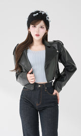 モデル：165cm（着用サイズ：FREE　着用カラー：SAX）