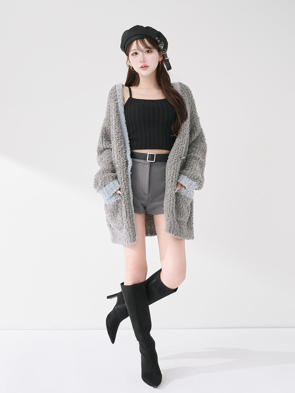 モデル：165cm（着用サイズ：FREE　着用カラー：BLK）