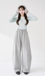 モデル：165cm（着用サイズ：FREE　着用カラー：SAX）