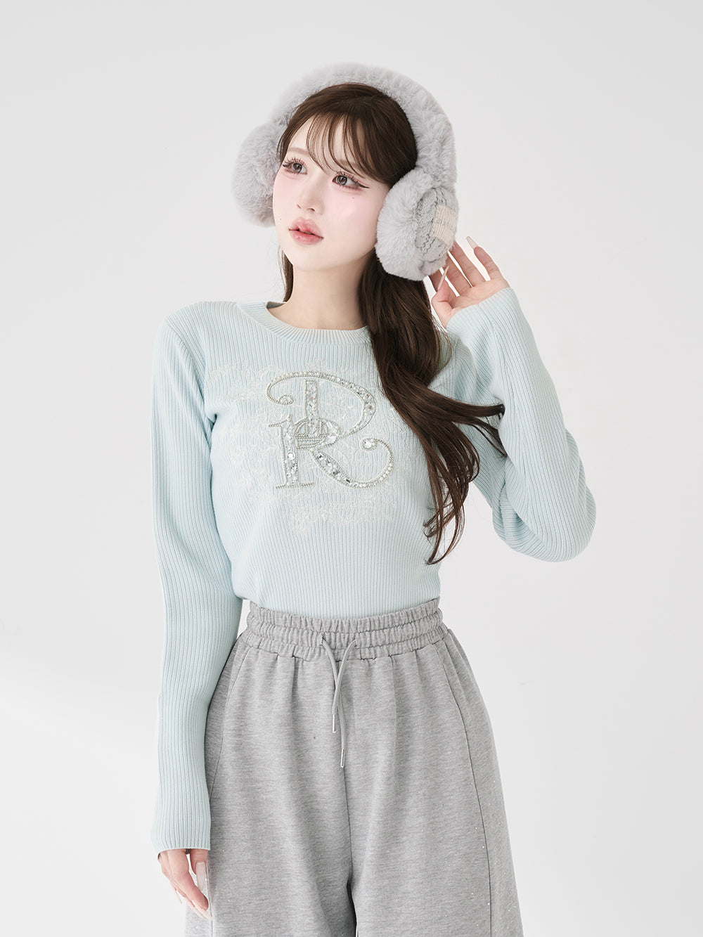 モデル：165cm（着用サイズ：FREE　着用カラー：SAX）