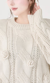 モデル：165cm（着用サイズ：FREE　着用カラー：WHT）