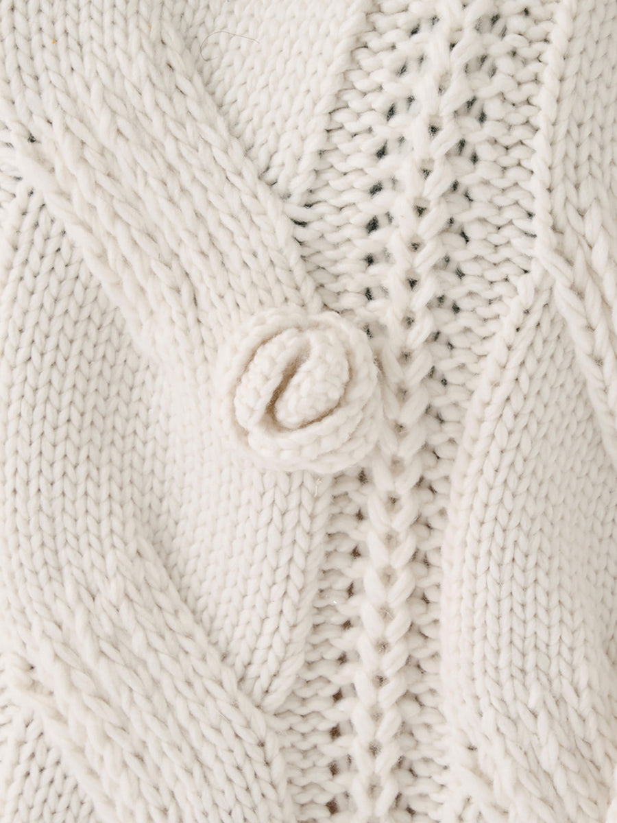 モデル：165cm（着用サイズ：FREE　着用カラー：WHT）