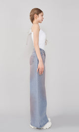 モデル：165cm（着用サイズ：FREE　着用カラー：WHT）