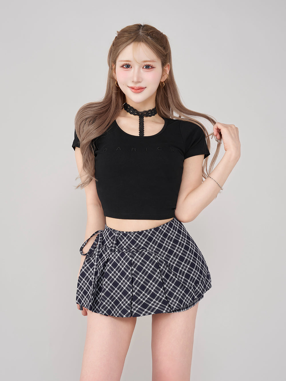 レースチョーカーコンパクトTシャツ - blk