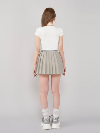 モデル：165cm（着用サイズ：FREE　着用カラー：GRY）