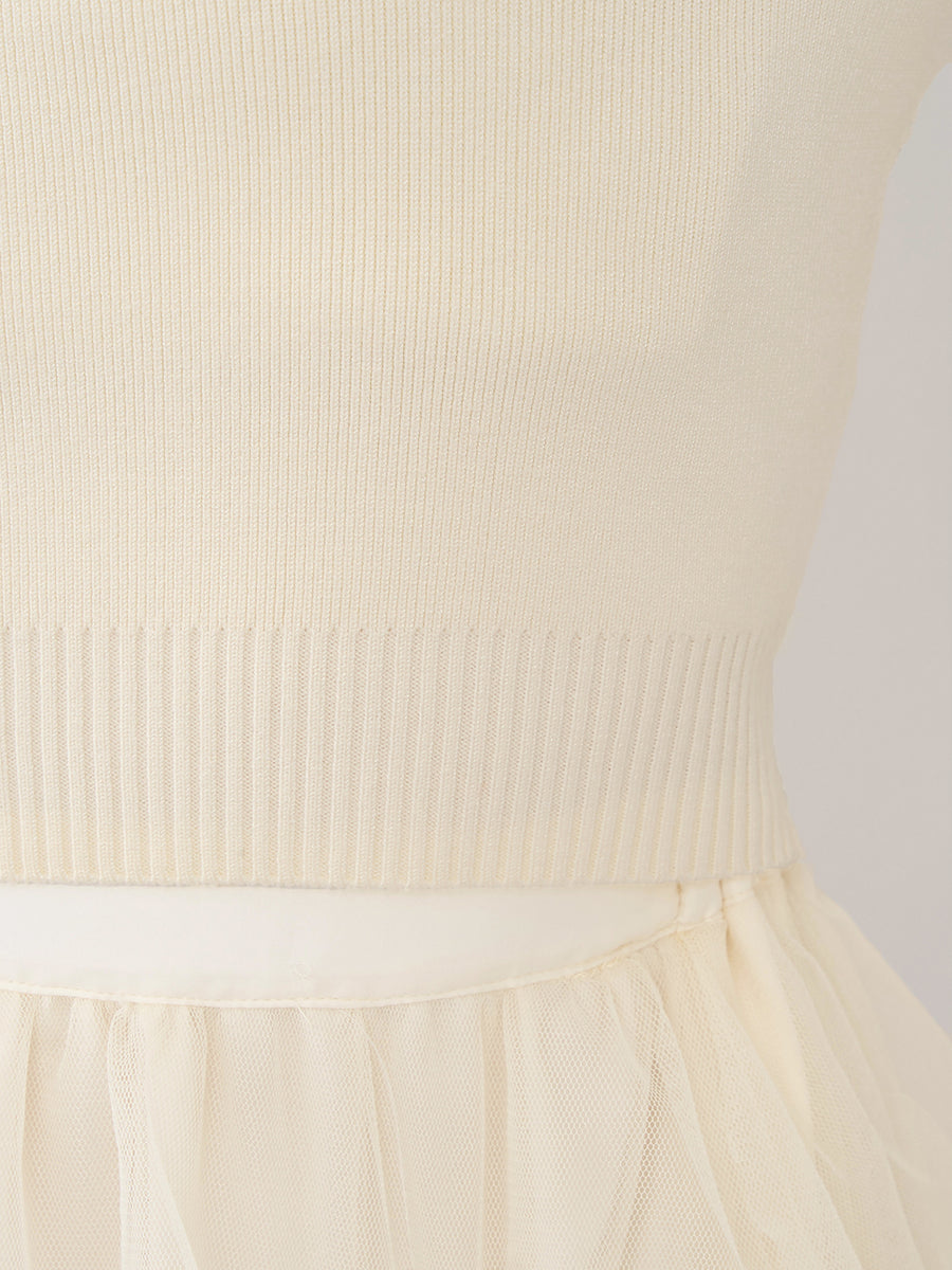 モデル：165cm（着用サイズ：FREE　着用カラー：IVO）