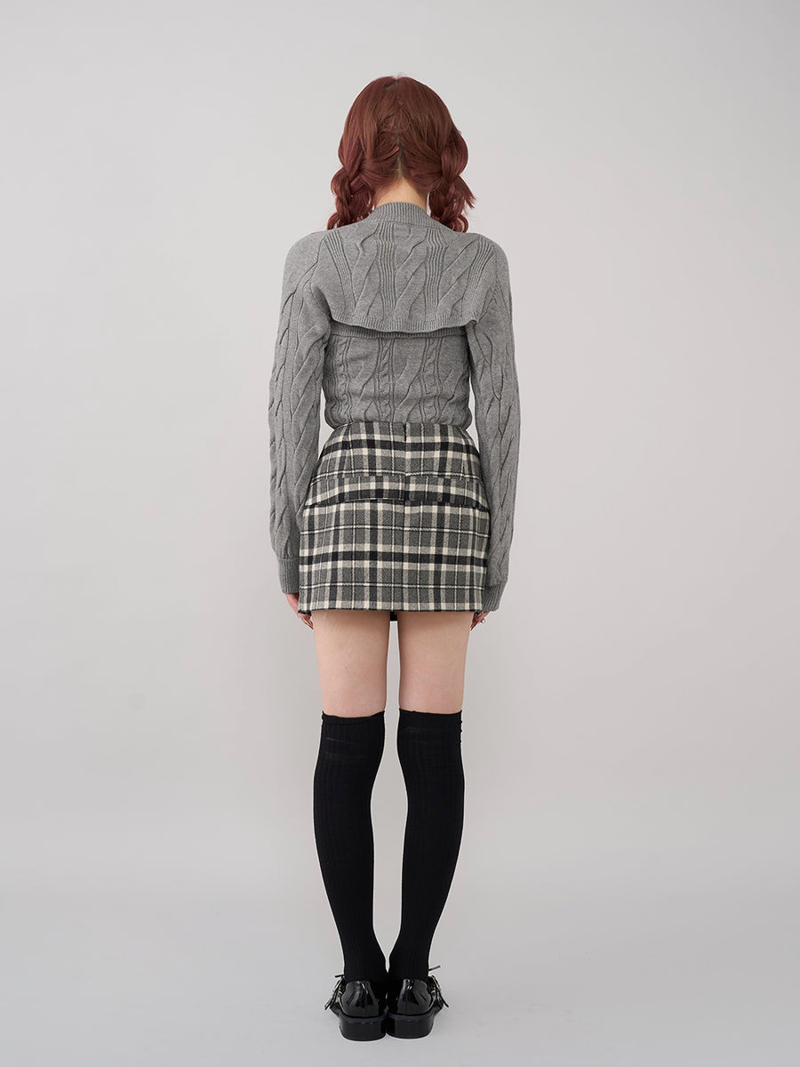 モデル：165cm（着用サイズ：S　着用カラー：GRY）