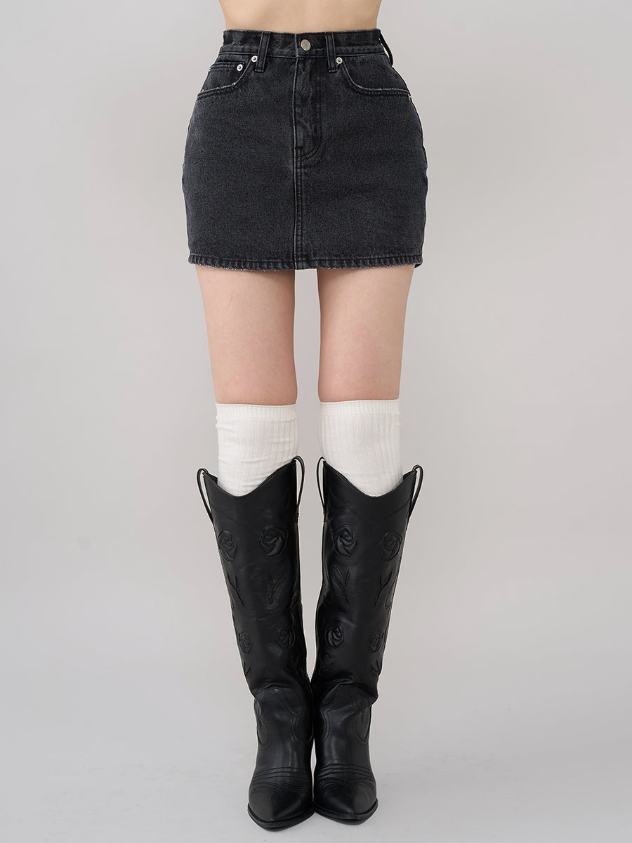 モデル：165cm（着用サイズ：S　着用カラー：BLK）