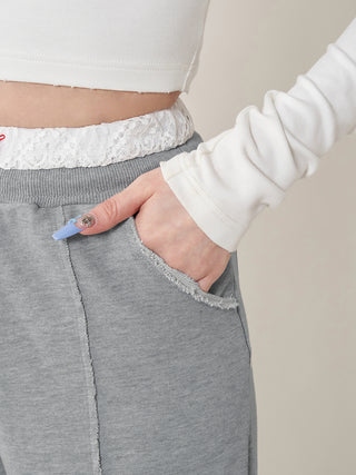 モデル：160cm（着用サイズ：FREE　着用カラー：GRY）
