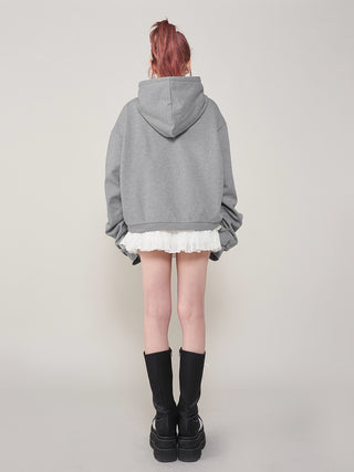 モデル：165cm（着用サイズ：FREE　着用カラー：GRY）