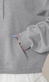 モデル：165cm（着用サイズ：FREE　着用カラー：GRY）