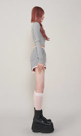 モデル：165cm（着用サイズ：FREE　着用カラー：GRY）
