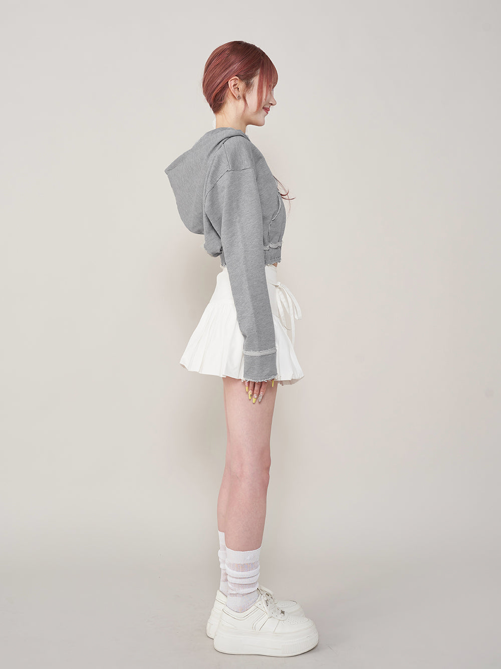 モデル：165cm（着用サイズ：FREE　着用カラー：GRY）