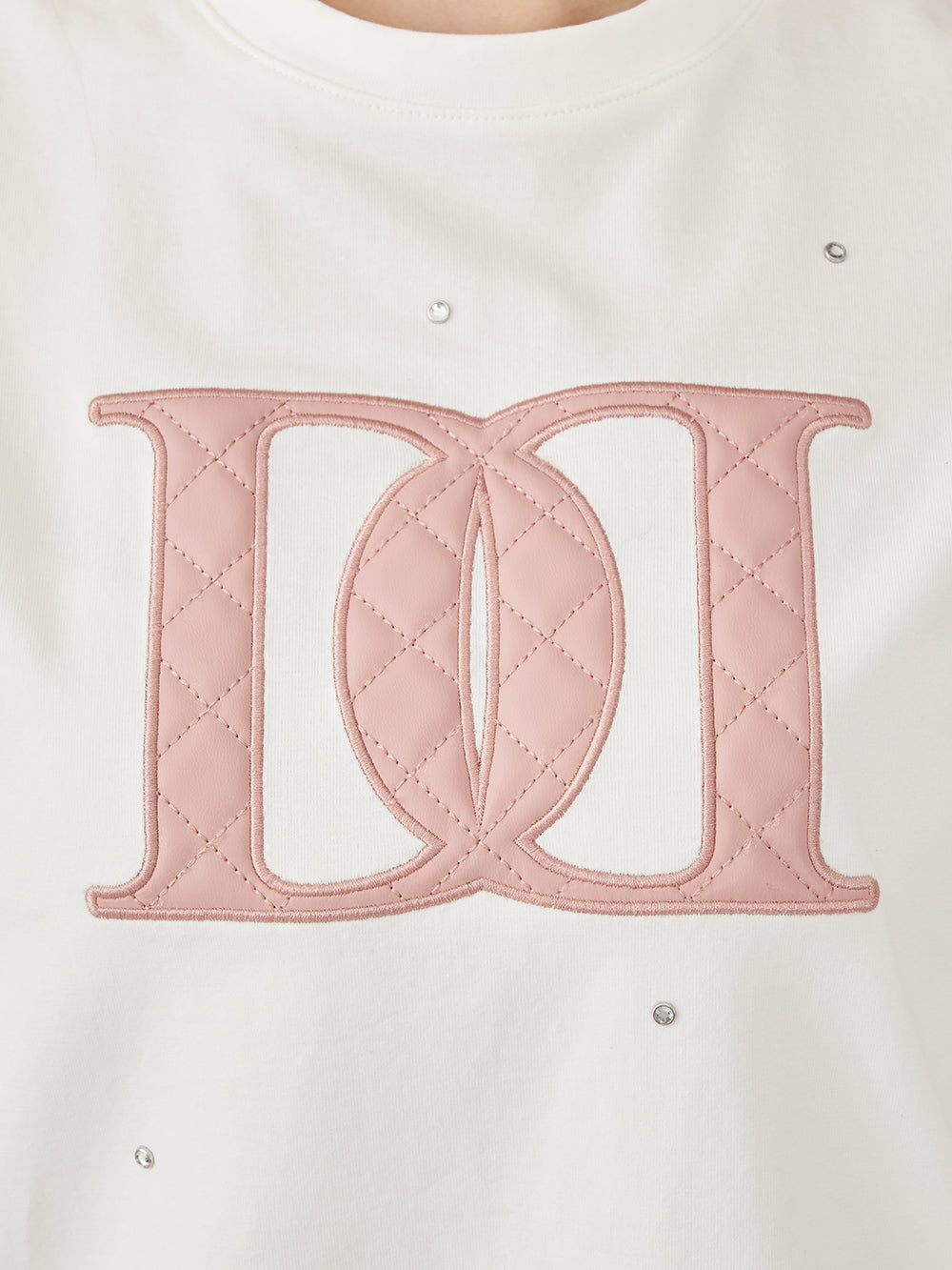 キルティングアップリケビジューTシャツ