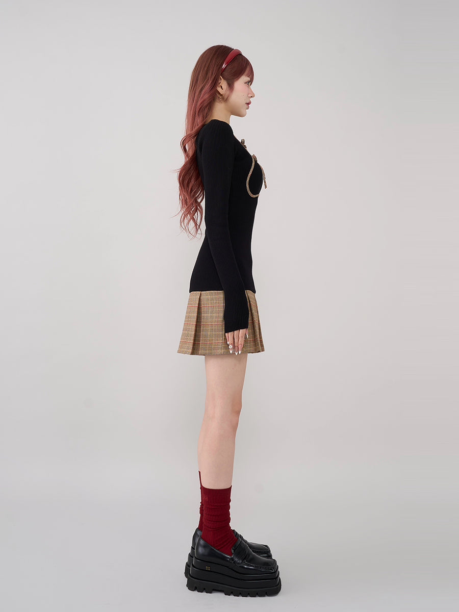 モデル：165cm（着用サイズ：FREE　着用カラー：BLK）