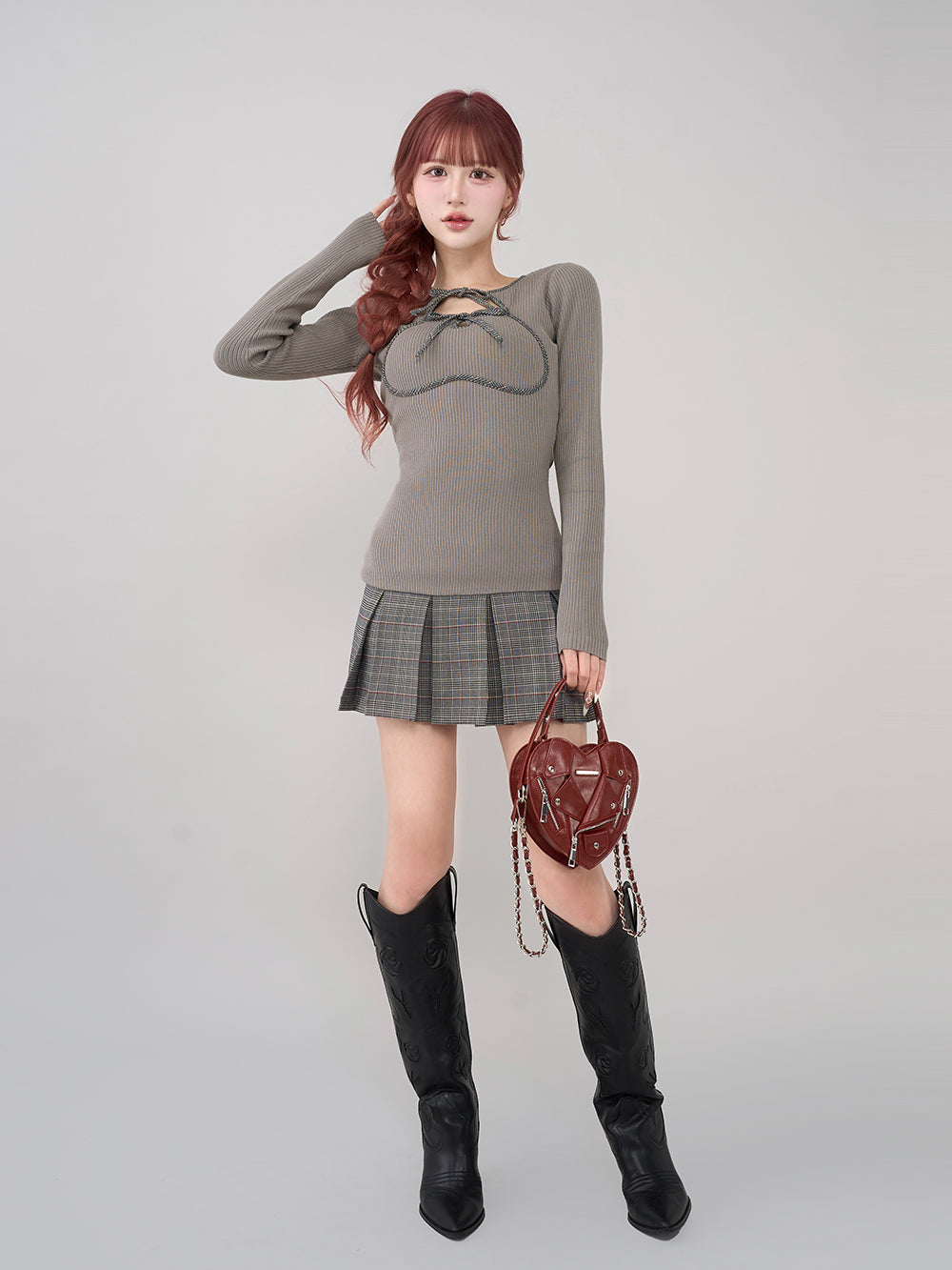 モデル：165cm（着用サイズ：FREE　着用カラー：GRY）