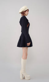 モデル：165cm（着用サイズ：FREE　着用カラー：NVY）