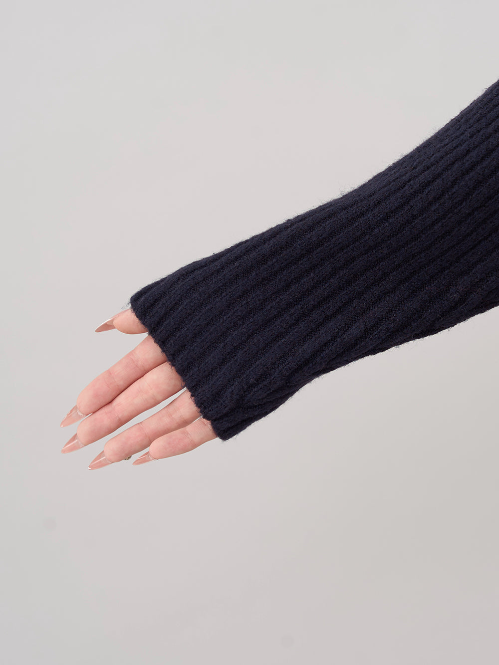モデル：165cm（着用サイズ：FREE　着用カラー：NVY）